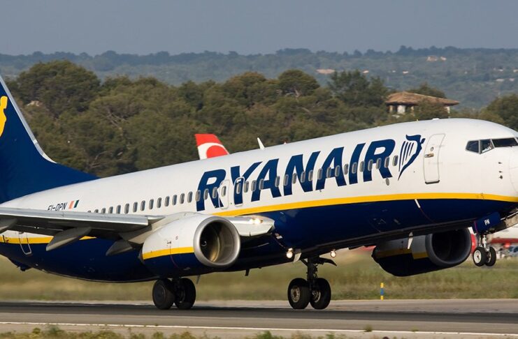 Un aereo della compagnia low cost Ryanair.