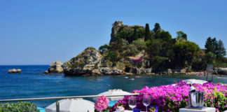 Salvate gli albergatori, per il bene dell’Italia Ristoranti in Italia con vista mare mozzafiato