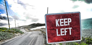 Di Maio Salvini ed il Cavaliere inesistente sinistra