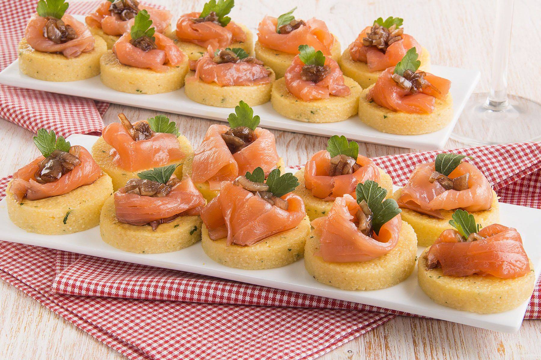 Crostini di polenta con salmone | moondo.info/wp-content ...