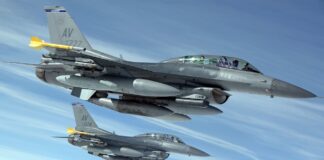 Russia e Ucraina ad alta tensione jet militari