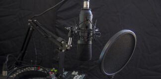 Proposta leghista: in radio una canzone italiana su tre radio