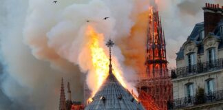 In Cruce, in Luce Notre Dame