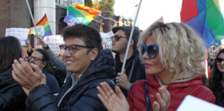 Eva Grimaldi sposa Imma Battaglia Eva Grimaldi e Emma Battaglia