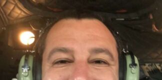 Salvini indagato per i voli di Stato Salvini voli di stato