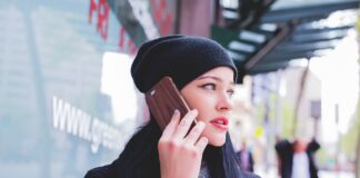 L’uso prolungato del cellulare può causare tumori pegasus