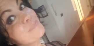 L’amore ai tempi di Whatsapp L'amore ai tempi di Whatsapp