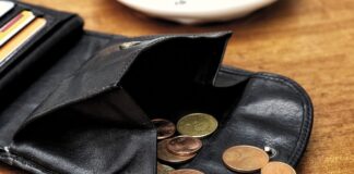 Reddito di emergenza e niente tasse per due mesi. Ecco cosa prevede il decreto di aprile In Italia ci sono 5 milioni di poveri assoluti