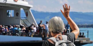 Aspettativa di vita media: USA 78, Italia 82 anni Anziani