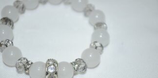 Donne in Opera: gioielli e creazioni artistiche Donne in Opera: gioielli e creazioni artistiche