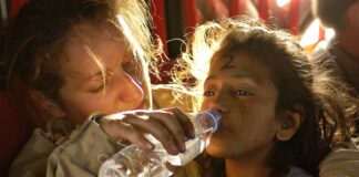 Chios e le storie che a sentirle diventa complicato raccontarle Rifugiati in campo profughi