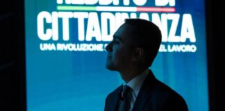 Che senso ha accapigliarsi per misure di redistribuzione del reddito degli Italiani che diventa sempre più misero? Reddito di cittadinanza