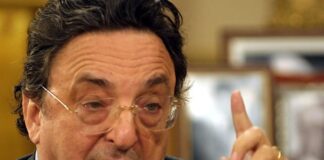 La politica estera di Gianni De Michelis Gianni De Michelis