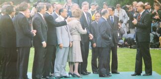 Oggi ad Hammamet ore 9:00: la parola a Bettino Craxi Bettino Craxi ed i grandi leader mondiali