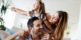 L’arte della convivenza Famiglia felice convivenza