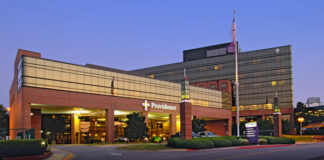 Come gli ospedali più ricchi hanno avuto miliardi nei piani di salvataggio Providence Health System