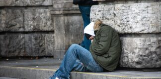 Inquilini senza lavoro, senza soldi e, fra poco, senza casa Sfratti e senza casa