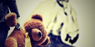 Le torture in diretta sui minori Violenza su minori