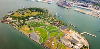 Come la legge sulle infrastrutture è sopravvissuta alla bagarre Governors-Island-New-York