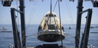 Facendo un tuffo Navicella nel Golfo del Messico