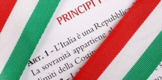 Difendiamo le istituzioni. Innanzitutto. istituzioni