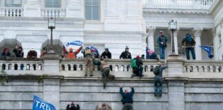 L’estrema destra globale sente una potenzialità nel tumulto al Campidoglio assalto a capitol hill