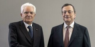 Draghi, dimissioni congelate Draghi e Mattarella