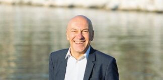 Non cambiare, basta un maquillage: intervista a Claudio Velardi Claudio Velardi