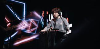 “Envoy”: musica per costruire un ponte tra persone, un invito al dialogo Envoy sul palco di LAZIOSound