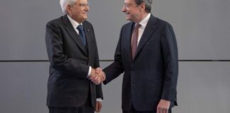Rieletto Mattarella. Adesso i politici vedranno i sorci verdi Mattarella e Draghi